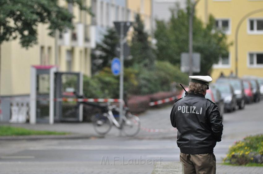 Kofferbombe entschaerft Koeln Graeffstr Subbelratherstr P070.JPG